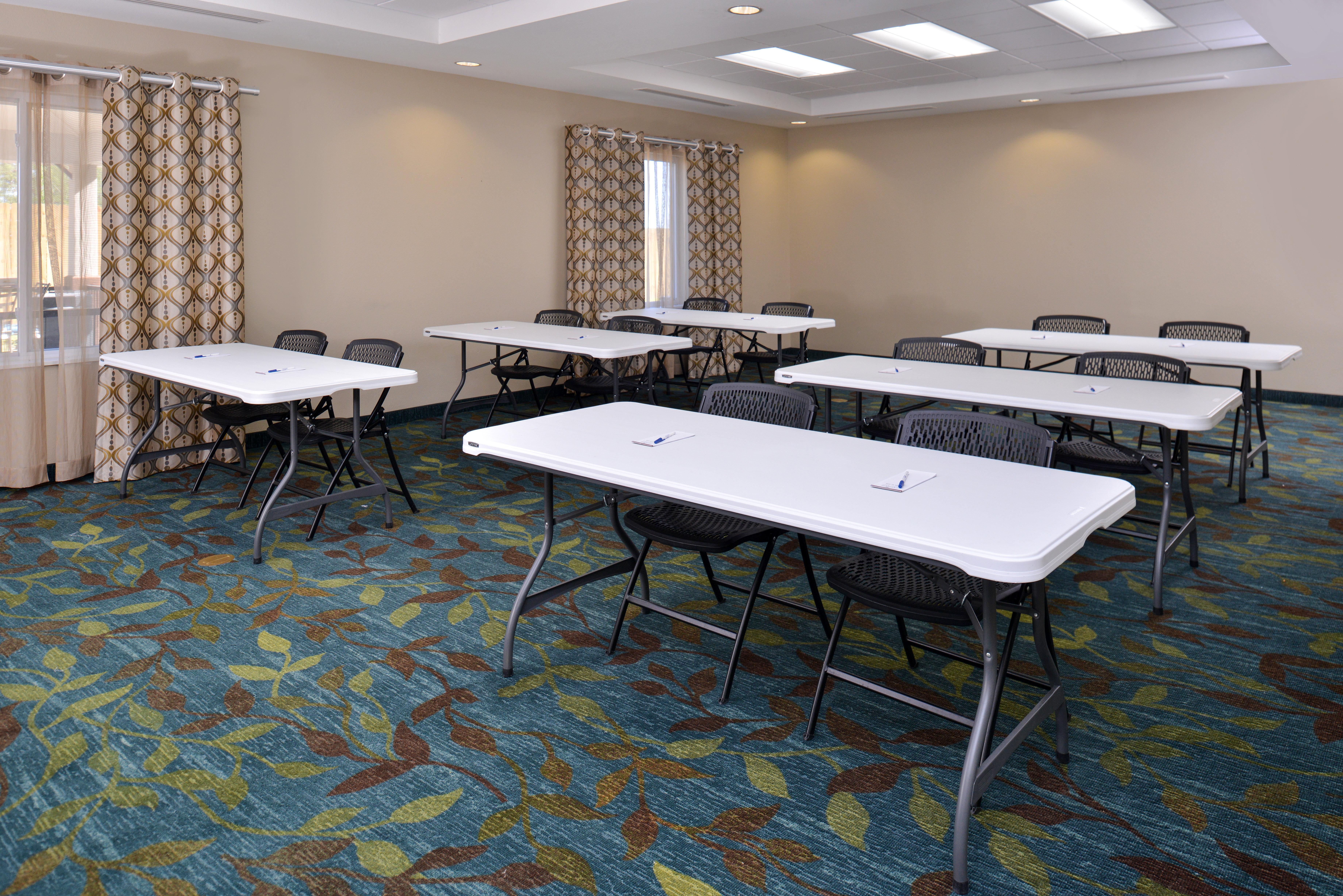 Candlewood Suites Kenedy By Ihg מראה חיצוני תמונה