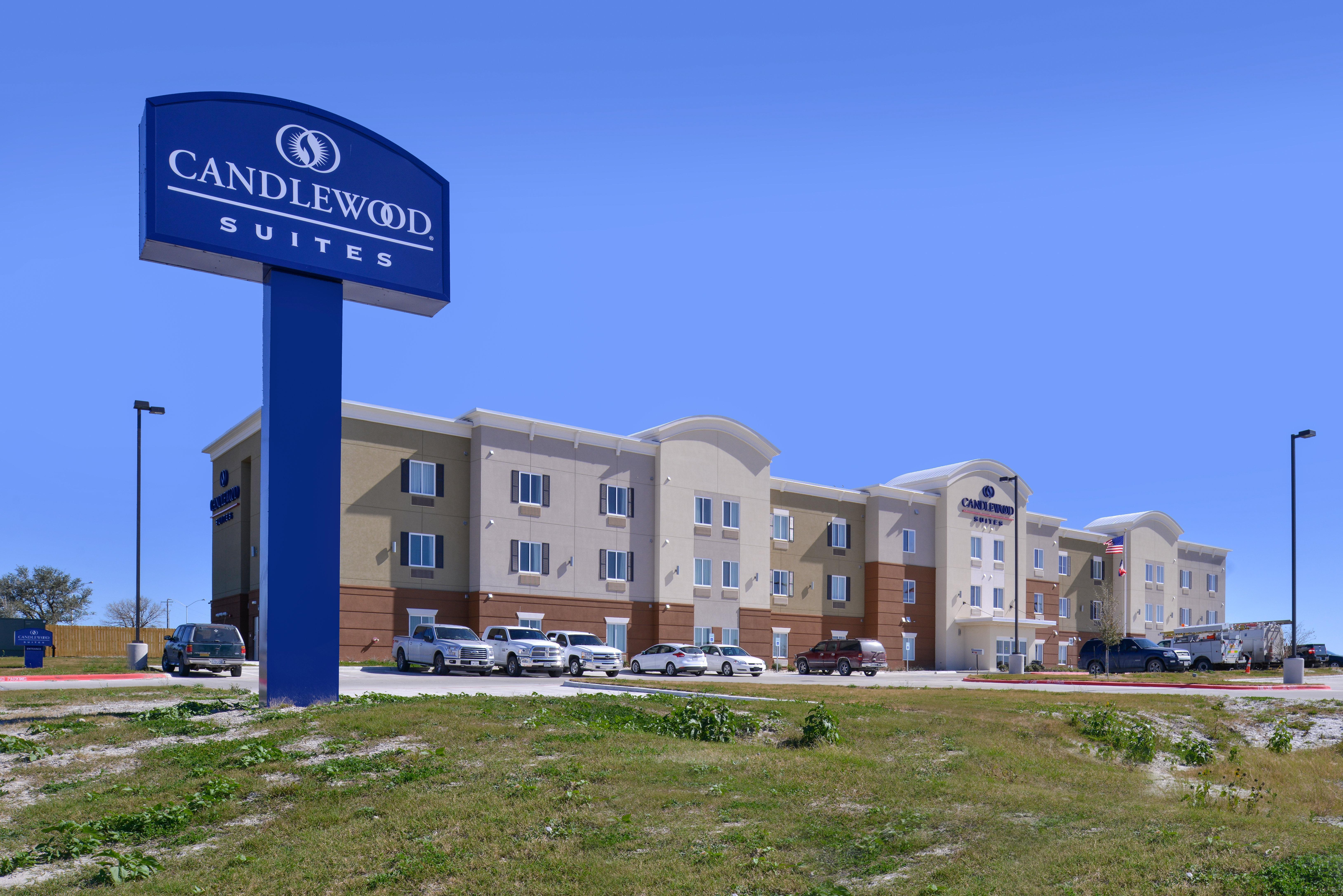 Candlewood Suites Kenedy By Ihg מראה חיצוני תמונה